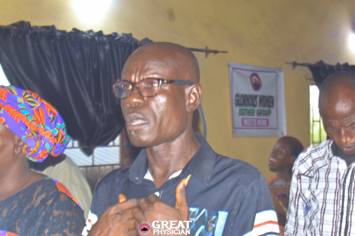 Lr210MfmN's tweet photo. The Great Physician service was declared open with aggressive prayer ๐โโ๏ธ to the Ancient of Days.
#mfmnoforija
#OpeningPrayer
#GreatPhysician
#SundayService
#JesusIsLord https://t.co/2FSMv7evKt