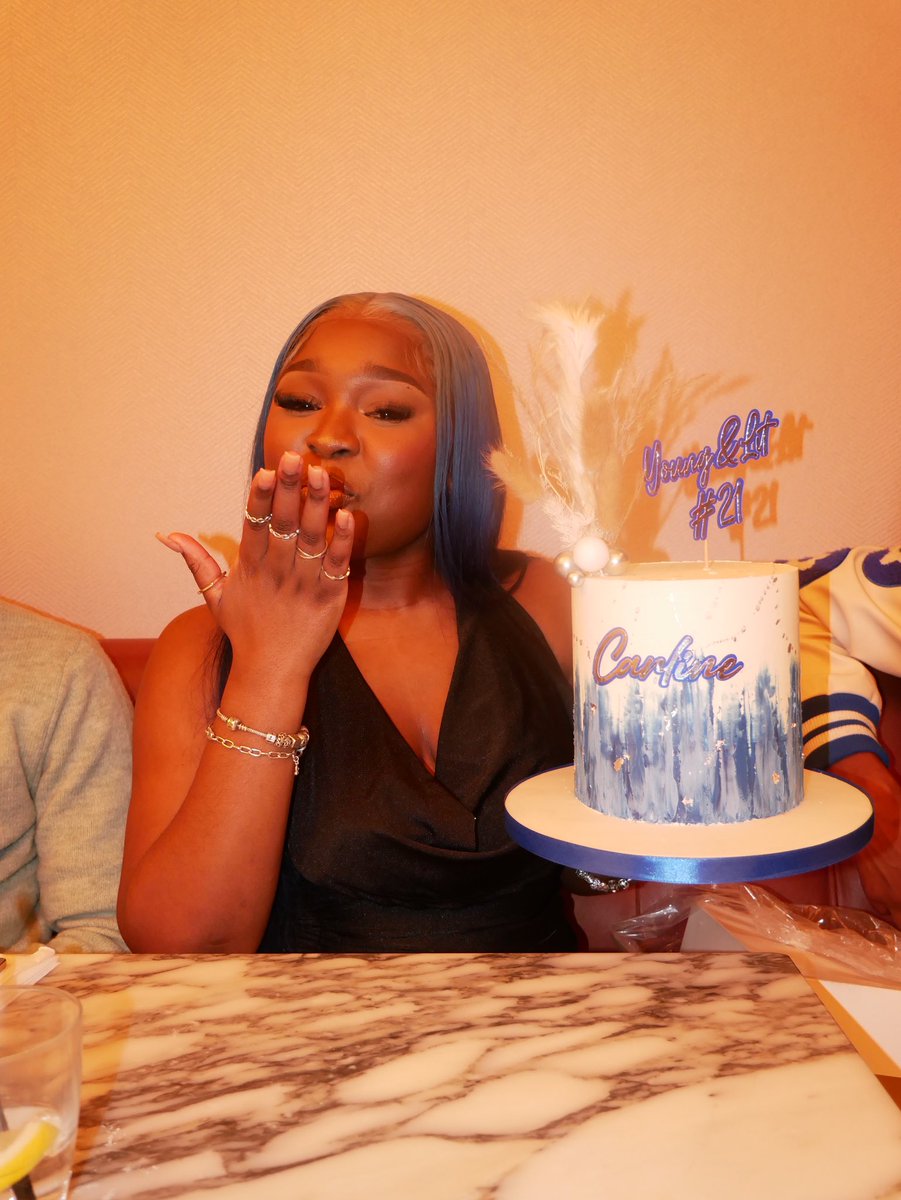 cstayquiet's tweet photo. Birthday girl🥳🎂
•
•
•
Shots taken and edited by me 📸 https://t.co/o84BFQ0FLF