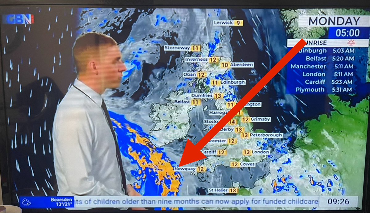EVA4EU's tweet photo. REMAIN HOME GUARD
I know it’s not a time for humour #EmptyShelves #BrexitFamine but a young #RejoinEU activist (just back from Malmo protests) sent this, with the caption:
“Even the criminal @GBNEWS weather report is showing EU support growing in Britain” 💙💛🇪🇺
Oh I did giggle😂 https://t.co/PFWyIr417B