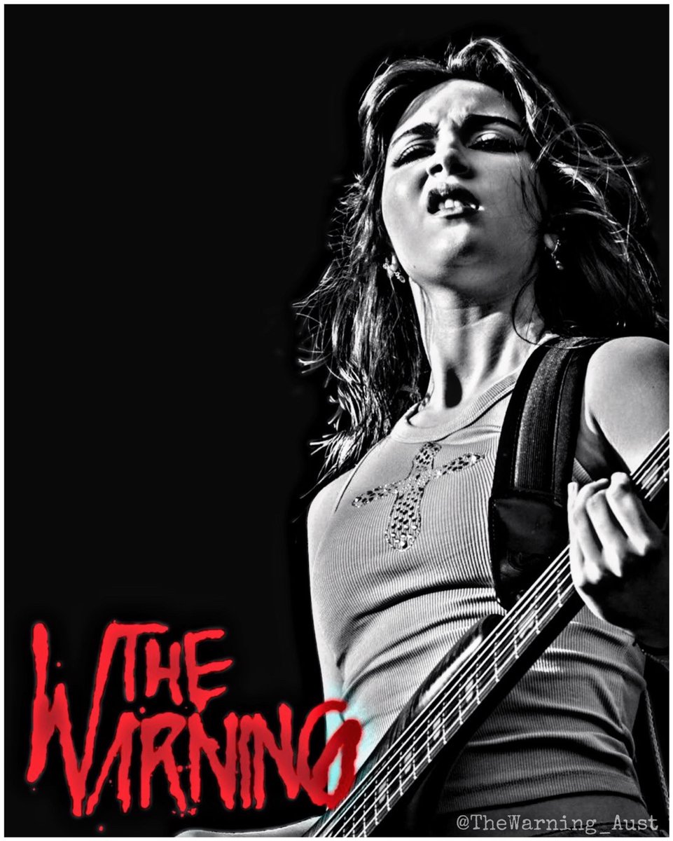 ⚡️🔊🎸 It’s Ale Day 😎🔥⚡️ #TheGrooveDay #AleVillarreal #TheWarningBand THEWARNINGBAND.COM PATREON.COM/THEWARNING #FemaleBassPlayer #FemaleBassist #5sting #SpectorBass #SpectorArtist #MujeresBajistas #BassPlayer #OrangeAmps #InearzArtist #AleDay