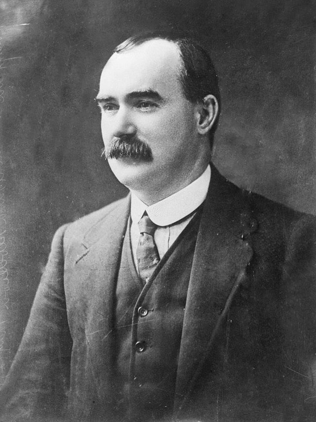 Fred_Faravel's tweet image. Il y a 108 ans aujourd’hui James Connolly, leader socialiste et syndicaliste irlandais, était exécuté par l’armée britannique.
Blessé grièvement lors des affrontements de l’Easter Rising 1/3
#JamesConnolly #irishunity