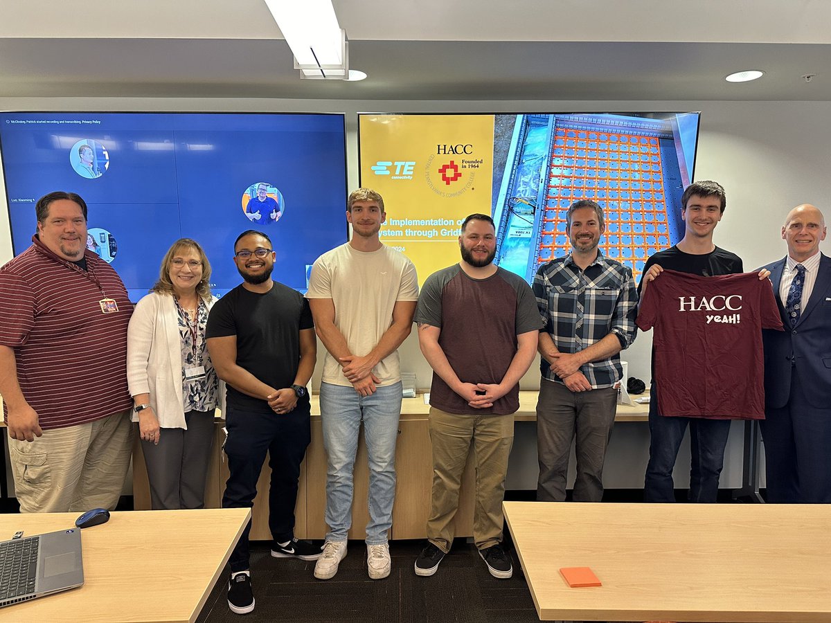 These five @HACC_info engineering students engaged @TEConnectivity engineers in a semester-long 5S project. They made us #HACCproud! Special shout out to professors Kim Ketelsleger & Forest Lysinger for their mentorship and student success focus.
