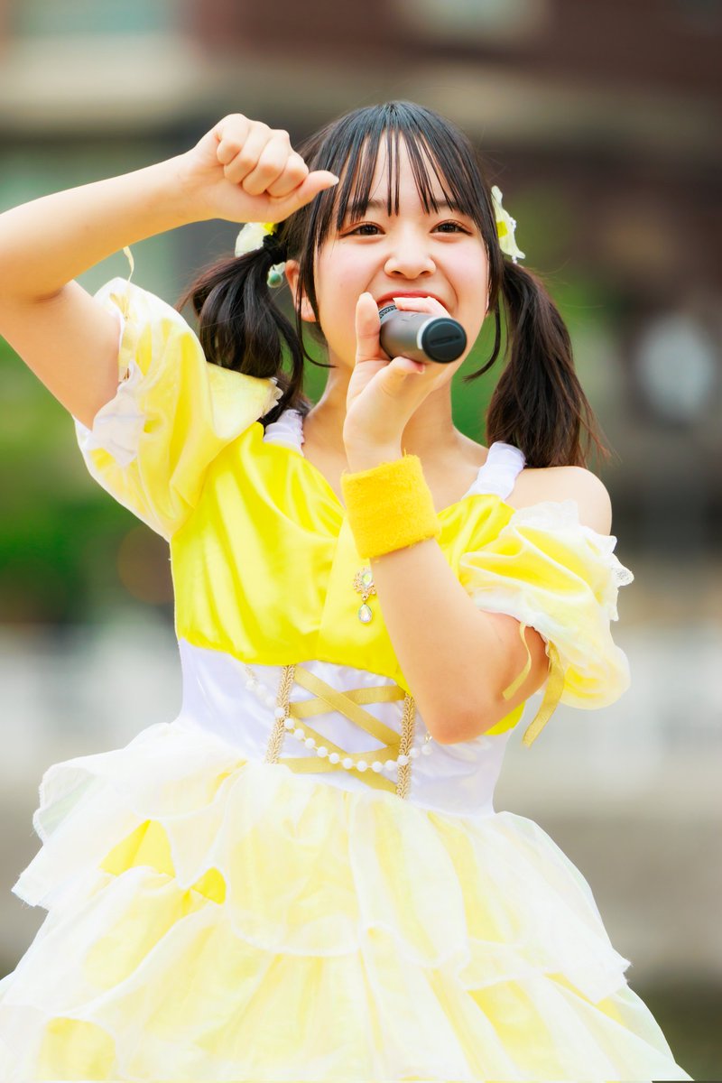 1jzgtevvti0405's tweet photo. 🎤🎵FUKUOKA STREET LIVE in 水上公園🎵🎤
2024.05.11
#QunQunRiniU
#QunRiniU
#QunR
#きゅんきゅんりにゅ~
#きゅんあ~る
#エレガントプロモーション
#福岡アイドル
#水上公園
隙間からちょこっとだけ撮ってみた…( ˙灬˙ ก) https://t.co/sFklCOs9Yx
