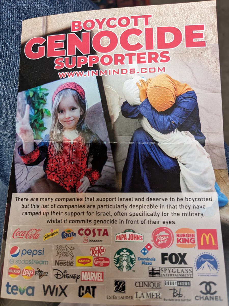 SJG99's tweet image. Picked up this handy leaflet at a recent demo. It's going in my bag for easy reference every time I'm shopping. #FreePalestine #supportBDS