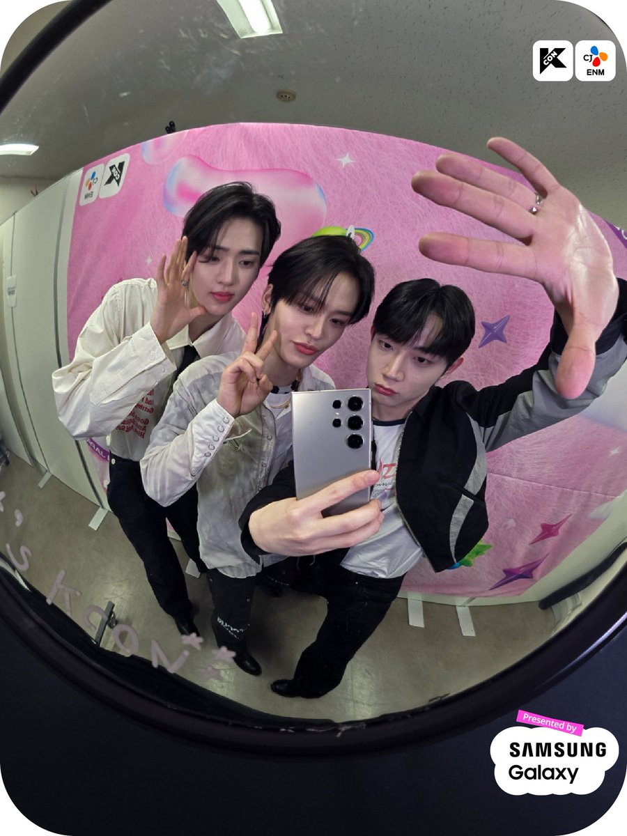 [#KCONJAPAN2024] 📸 #TEMPEST MIRROR SELFIE 📍 MAY 12 (SUN) Too cute to handle 🤦‍♀️❤️ かわいすぎ🤦‍♀️❤️ 🎈2024.05.10.-05.12 ✨Let's #KCON!