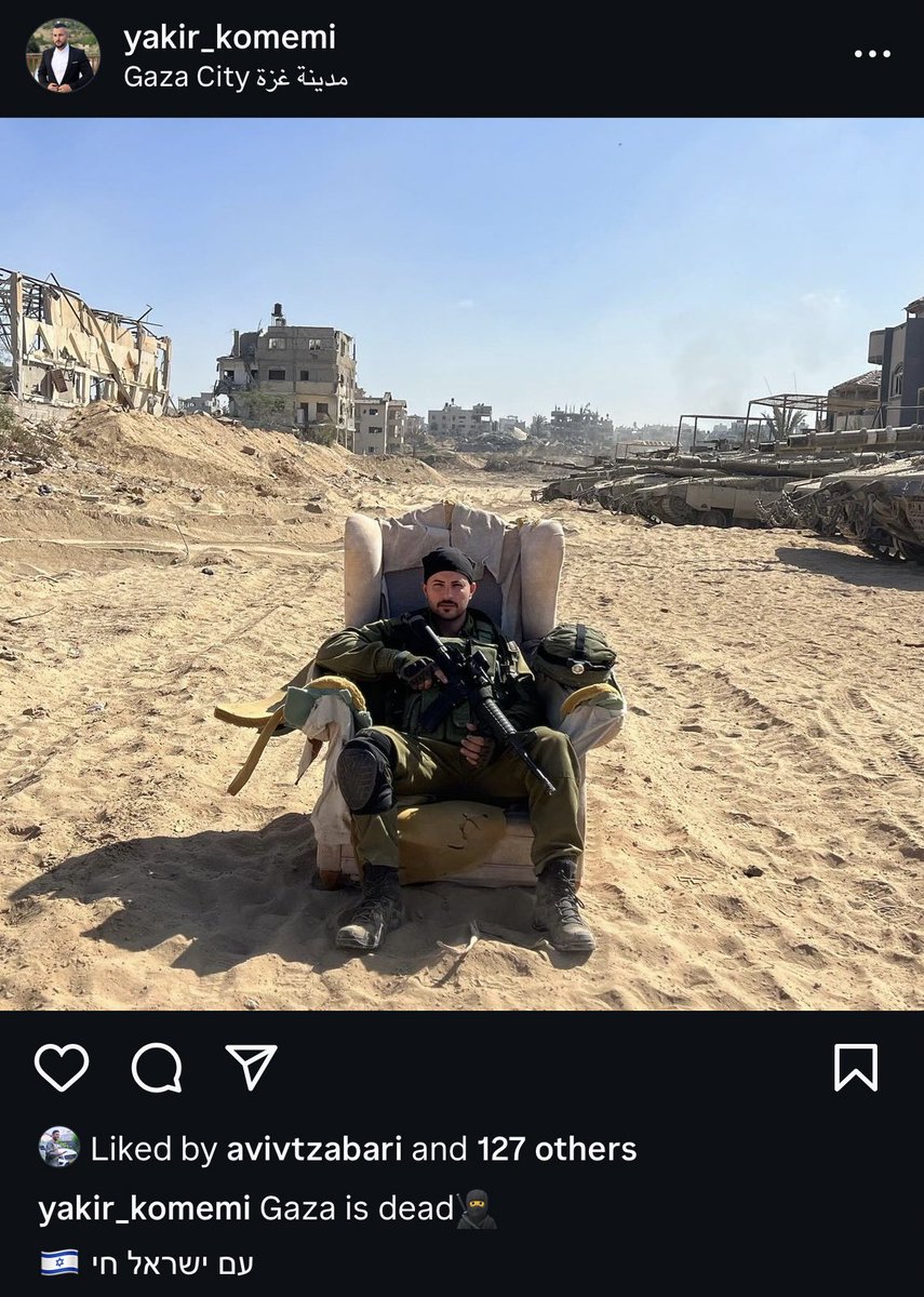 @TalulaSha Another Israeli soldier Yakir Komeni from November “GAZA IS DEAD” sitting on a looted couch belonging to a Gazan family. ->>