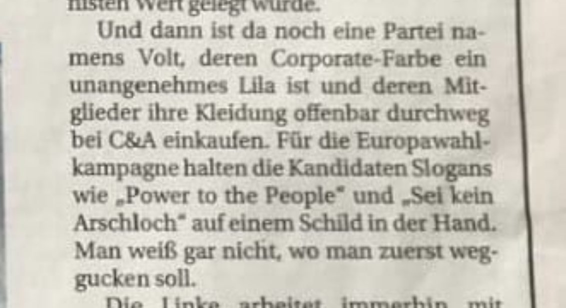 Zum Sonntag nochmal die beste Plakatekritik durch die @berlinerzeitung. Es dankt das C&A Model 🙏🏼😇