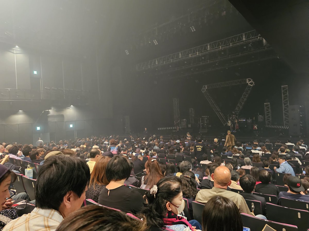 exodus3_4's tweet photo. 最高👍️
#EXシアター六本木
#ハウンドドッグ
#HOUNDDOG
#LIVE2024
#LOVEandLIVE
#大友康平 
#佐藤達哉
#須長和広
#野崎真助 
#芳賀義彦
#草刈浩司
#いろいろ思い出して泣けてきた😂
#自分の原点
#いつの日か6人で
#西山毅
#八島順一
#蓑輪単志
#橋本章司
#鮫島秀樹
#2024年33本目 https://t.co/wYJAnNfzT5