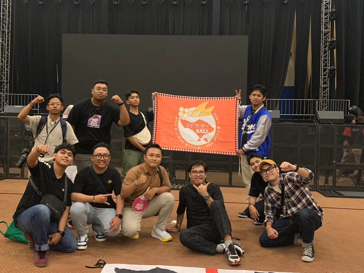 48FamilyBali's tweet image. Yang away away ajahh #JKT48SpringHasCome