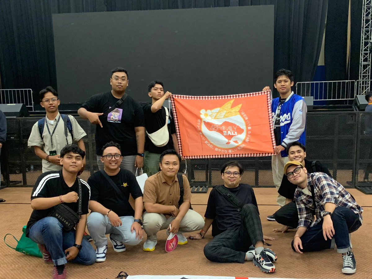 48FamilyBali's tweet image. Yang away away ajahh #JKT48SpringHasCome