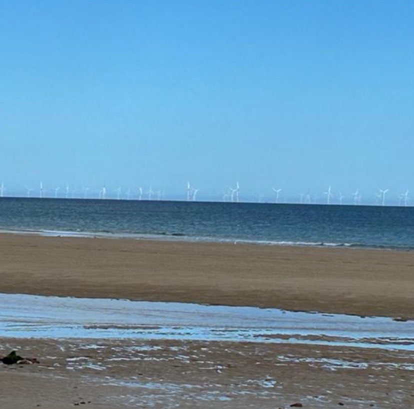 En plantant des éoliennes partout pour pourrir la vie des Français et enlaidir notre France 🇫🇷 ??? Cap d’ #Erquy (22)