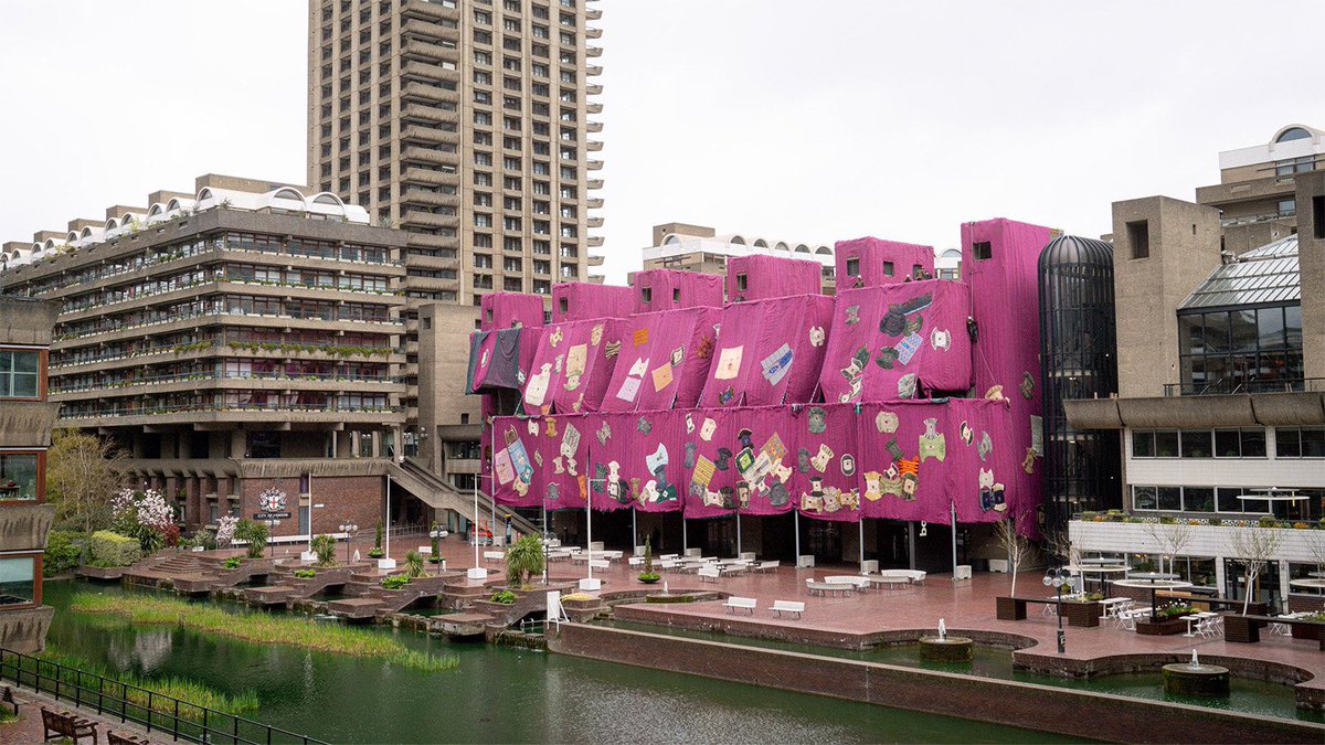 Barbican Center wrapped in pink fabric by @ibrahim_mahama. parametric-architecture.com/barbican-cente…