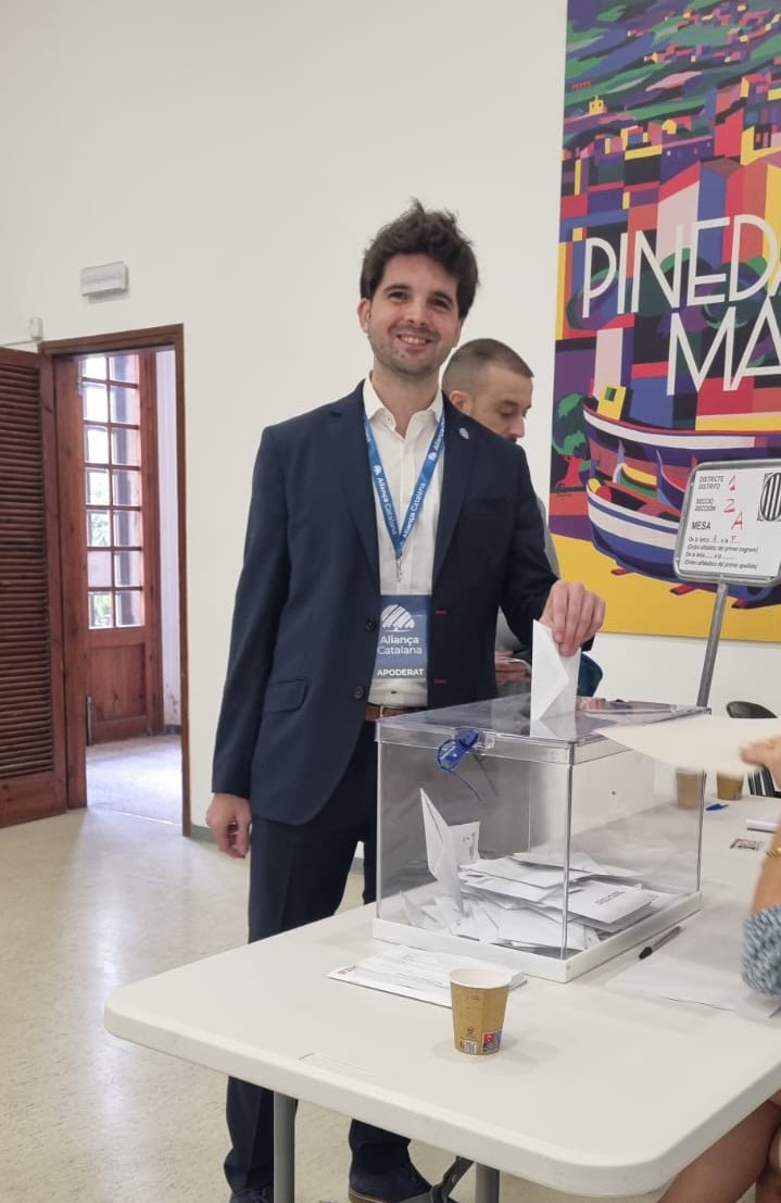 Ja he votat per una Catalunya catalana, lliure, industrial, rica i segura #SalvemCatalunya