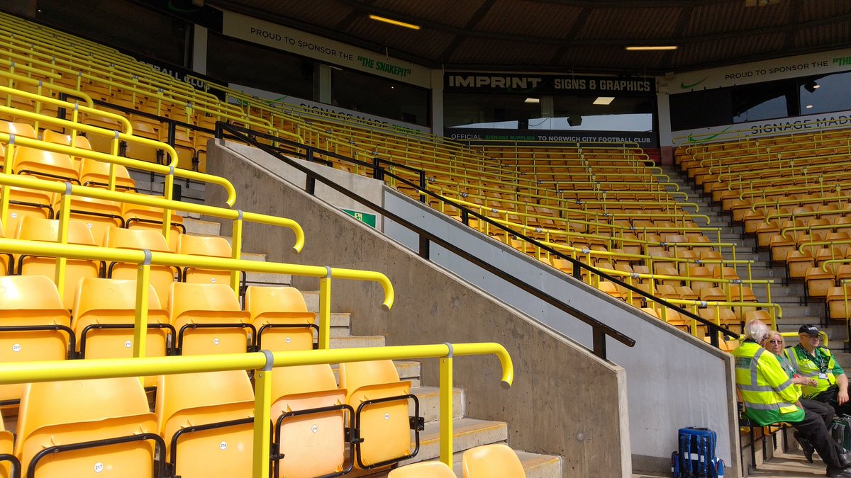 The new safe standing in the snake pit at Carrow Road.

#ncfc #otbc #snakepit #Playoff2024 #Playoffs #norwichcityfc