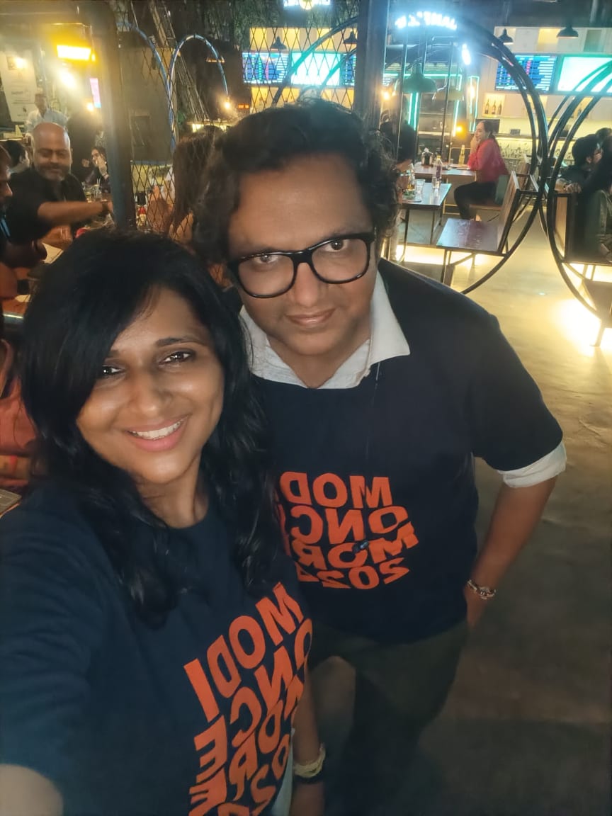 #Mumbai influencers in our tee Spotted: @ishitajoshi hanging out in our tees @modioncemore @promzzz 👍🏻👍🏻👍🏻