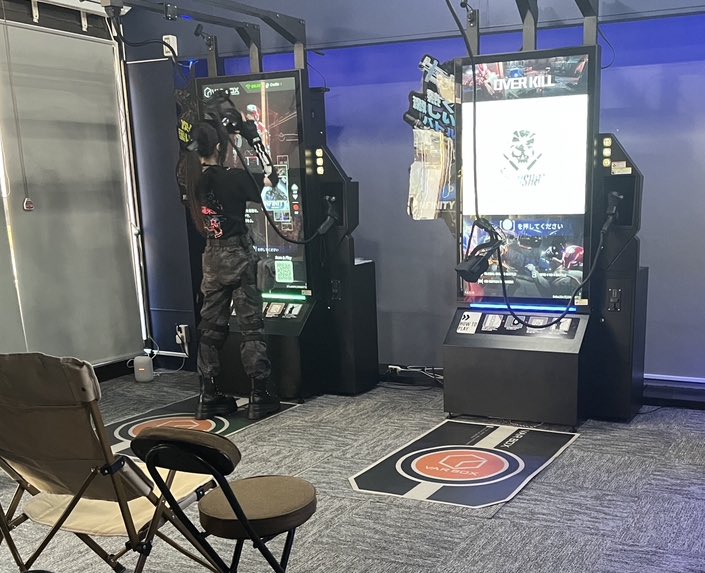 FENRIR_RIRTIME's tweet image. 昨日はAKITOと@GS_IBSG さんで 開催された #VARBOX PARTY に参加させていただきました🐺🫶初プレイの方々が楽しかった！って言って下さって嬉しかったです♫
GAMING SPACE IBUSIGINさんは居心地抜群で、お近くにお住まいの方々が羨ましい(✪ω✪)🩶
また2人で遊びに行きます！
ありがとうございました！