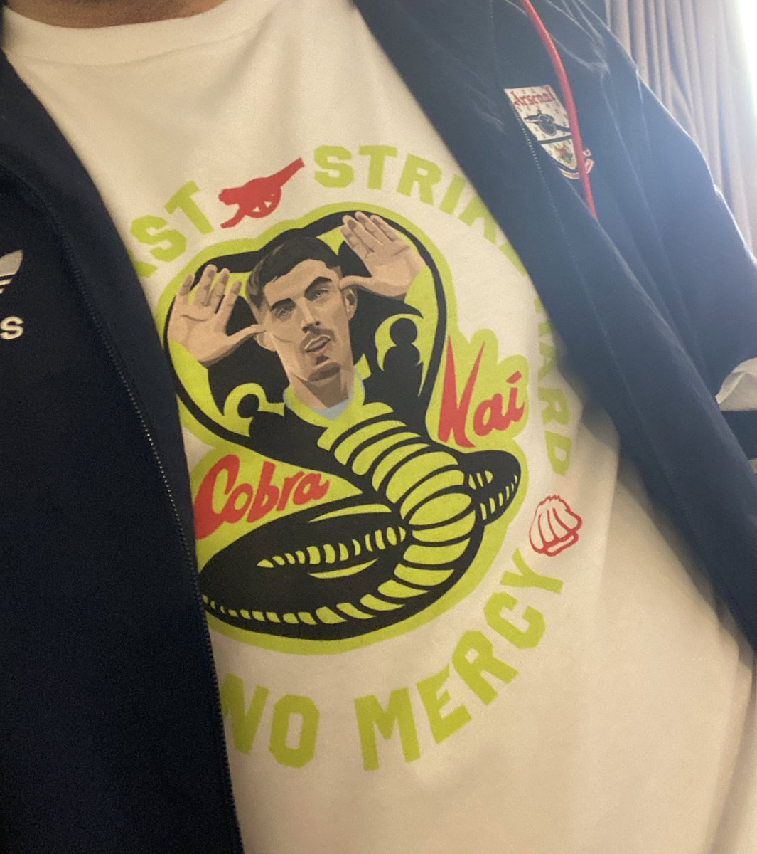 🐍 Cobra Kai Competition 🐍 If Havertz scores today, I’ll give away one of these popular Cobra Kai Tees. To enter… 🔄 RT 🔴⚪️ Comment your score prediction carlbourkeart.co.uk/collections/te…