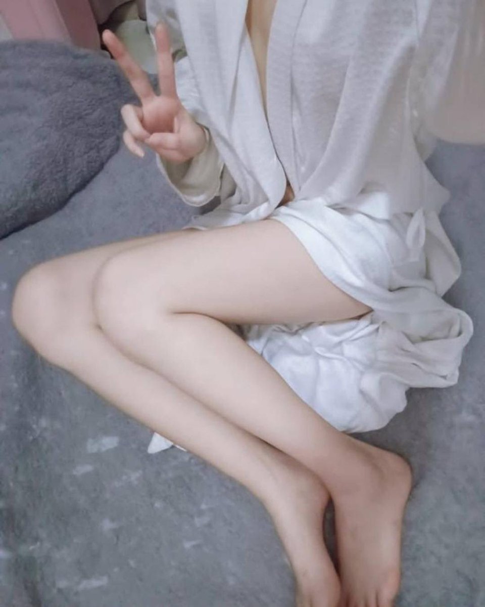 n204229's tweet photo. #台中約會
#傳播
#傳播妹
#喝酒
#慶生
#聚會
#三百店
#台中喝酒
#台中酒店
#台中約會
#台中八大 https://t.co/vnQ0MIrQxi