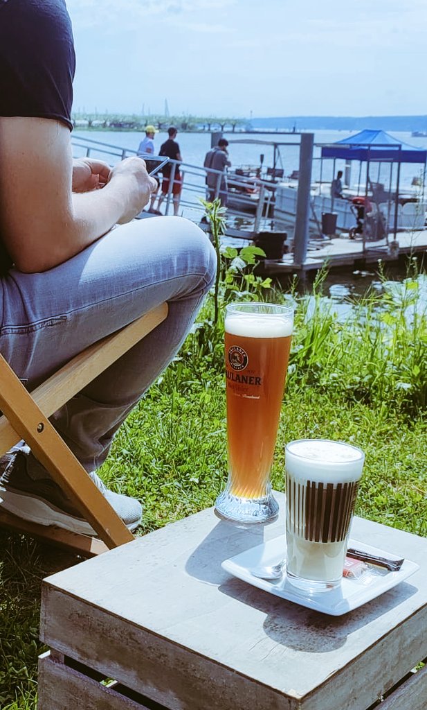 Fully_in6's tweet photo. Chillin @ #lakeconstance https://t.co/ogORQcXQIO