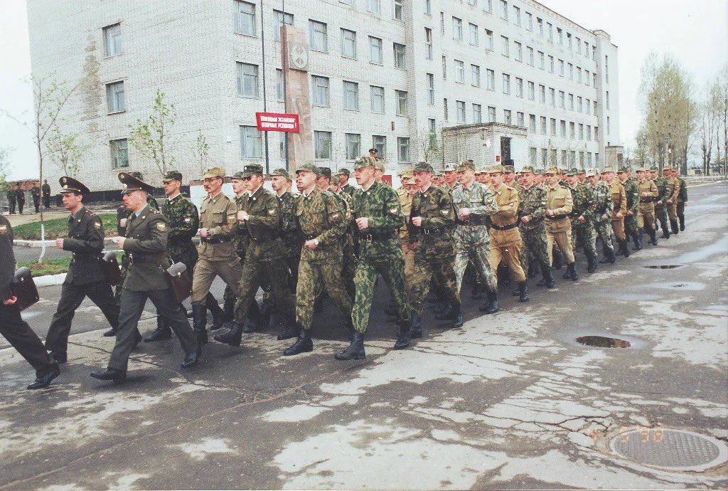Nice variety of uniforms, WO school, mid 1990s