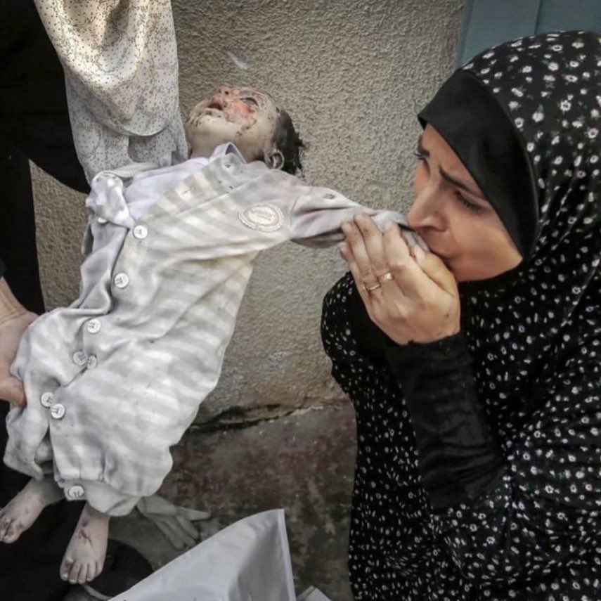 Bugün #AnnelerGünü ymüş Gazze de onbinlerce çocuk annesiz, onbinlerce anne çocuksuz bırakıldı. Bu zulüm son bulana kadar. Yeryüzünde kutlanacak hiç bir gün yoktur. #Greece #KassamTugayları