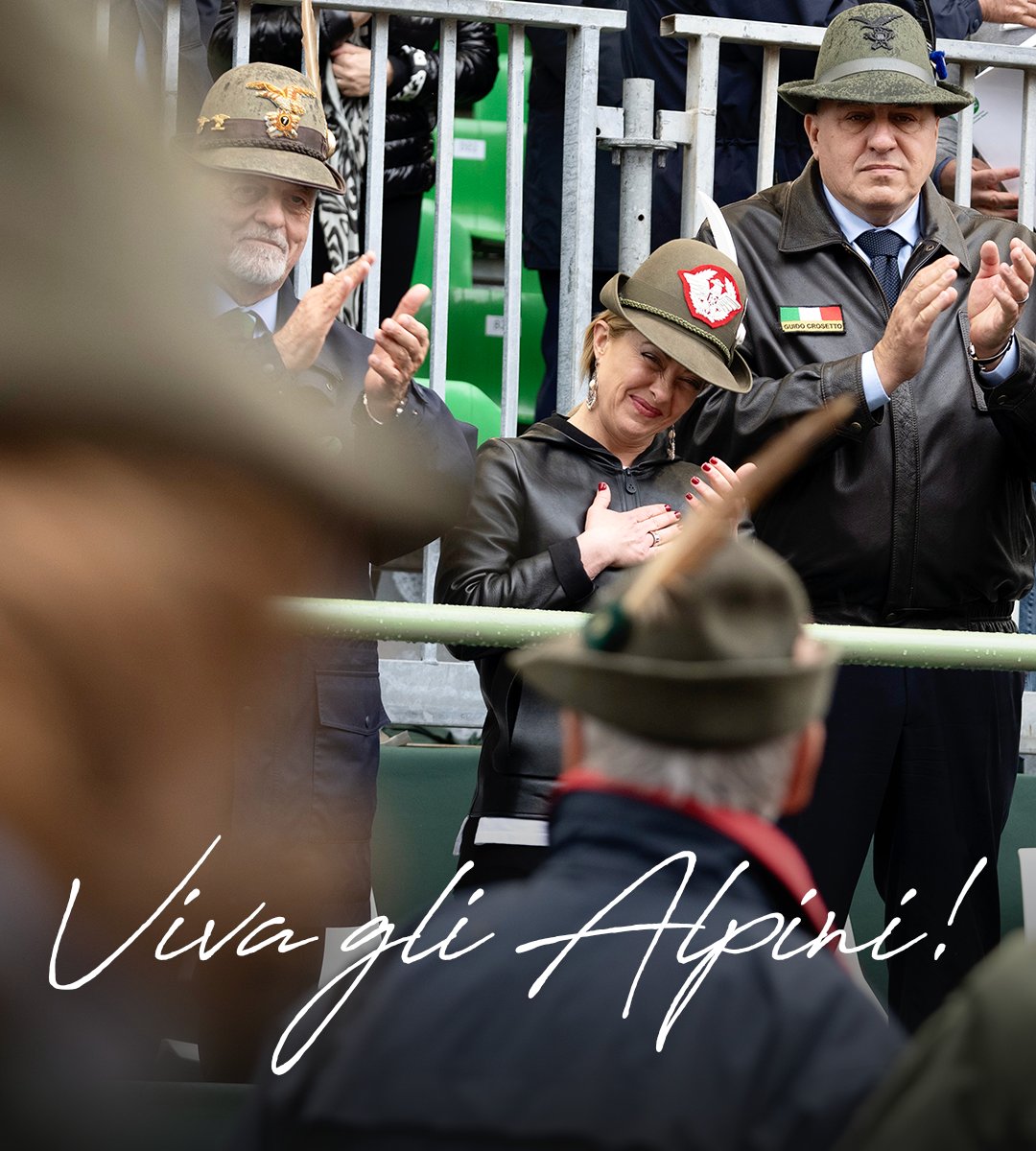 Nei giorni in cui celebrano la loro 95ª Adunata Nazionale, desidero inviare un pensiero di gratitudine a tutti gli #Alpini. La vostra storia di sacrificio, coraggio, dedizione e amor di Patria è un faro per tutti noi. Viva gli Alpini!