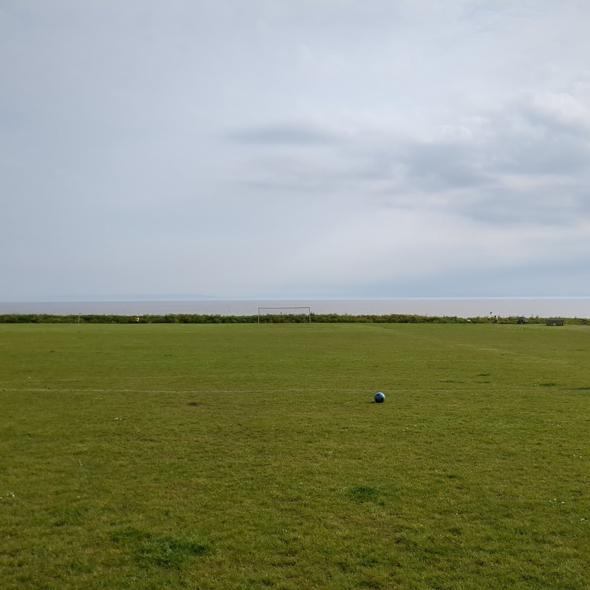 🚨NEW PLAYERS WANTED🚨

We're currently and always looking for new players to join and help push the squad on for next season. 

We're a family club so it's not just the about the players as everyone gets involved. 

If you're interested please DM us and we can give further info.