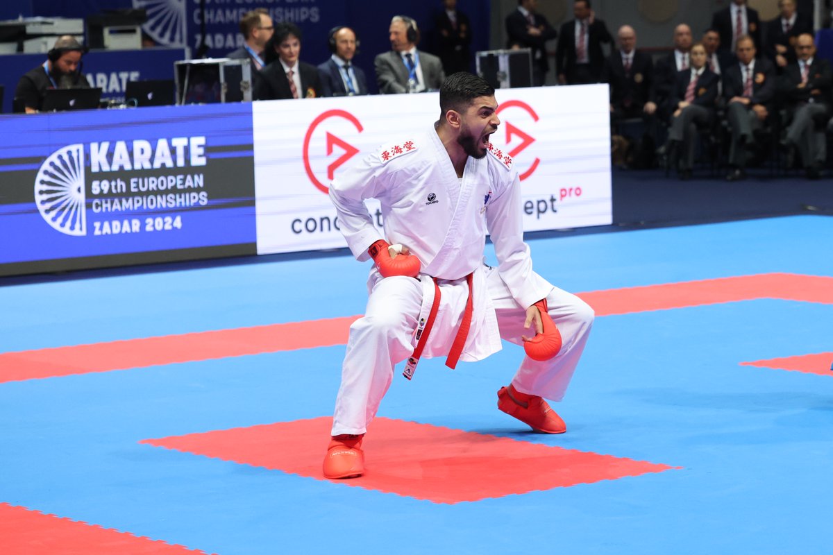 ffkarate's tweet photo. 𝗘𝗡 𝗣𝗔𝗧𝗥𝗢𝗡𝗦 !!! 🥉💪

Bien décidés à ne pas rentrer les mains vides, 𝗞𝗶𝗹𝗶𝗮𝗻, 𝗥𝘆𝗮𝗻, 𝗠𝗲𝗵𝗱𝗶, 𝗘𝗻𝘇𝗼, 𝗟𝗶𝗲̂𝗺,𝗥𝗮𝘆𝗯𝗮𝗸, 𝗔𝗱𝗿𝗶𝗲𝗻 et 𝗬𝗼𝘂𝗻𝗲𝘀𝘀𝗲 plient les Slovaques en 3 combats et décrochent une nouvelle médaille européenne ! 🤯

Félicitations les mecs, vous avez été époustouflants ! Merci pour ces émotions 🤩

📸 Denis Boulanger