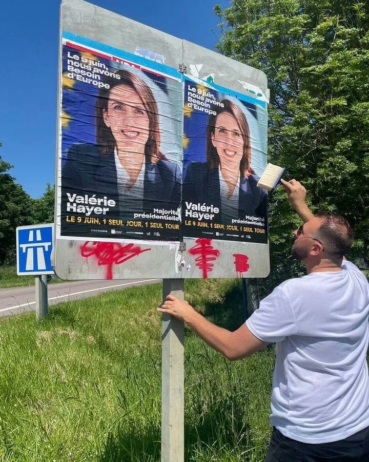 🇪🇺 🇨🇵 Nos militants de la #majoritéprésidentielle affichent les couleurs de notre @BesoindEurope aux alentours de #Caen. 

Tous mobilisés pour soutenir @ValerieHayer et sa liste.

🗳 LE 9 JUIN, UN SEUL TOUR, UN SEUL VOTE ! 

#Hautlescoeurs