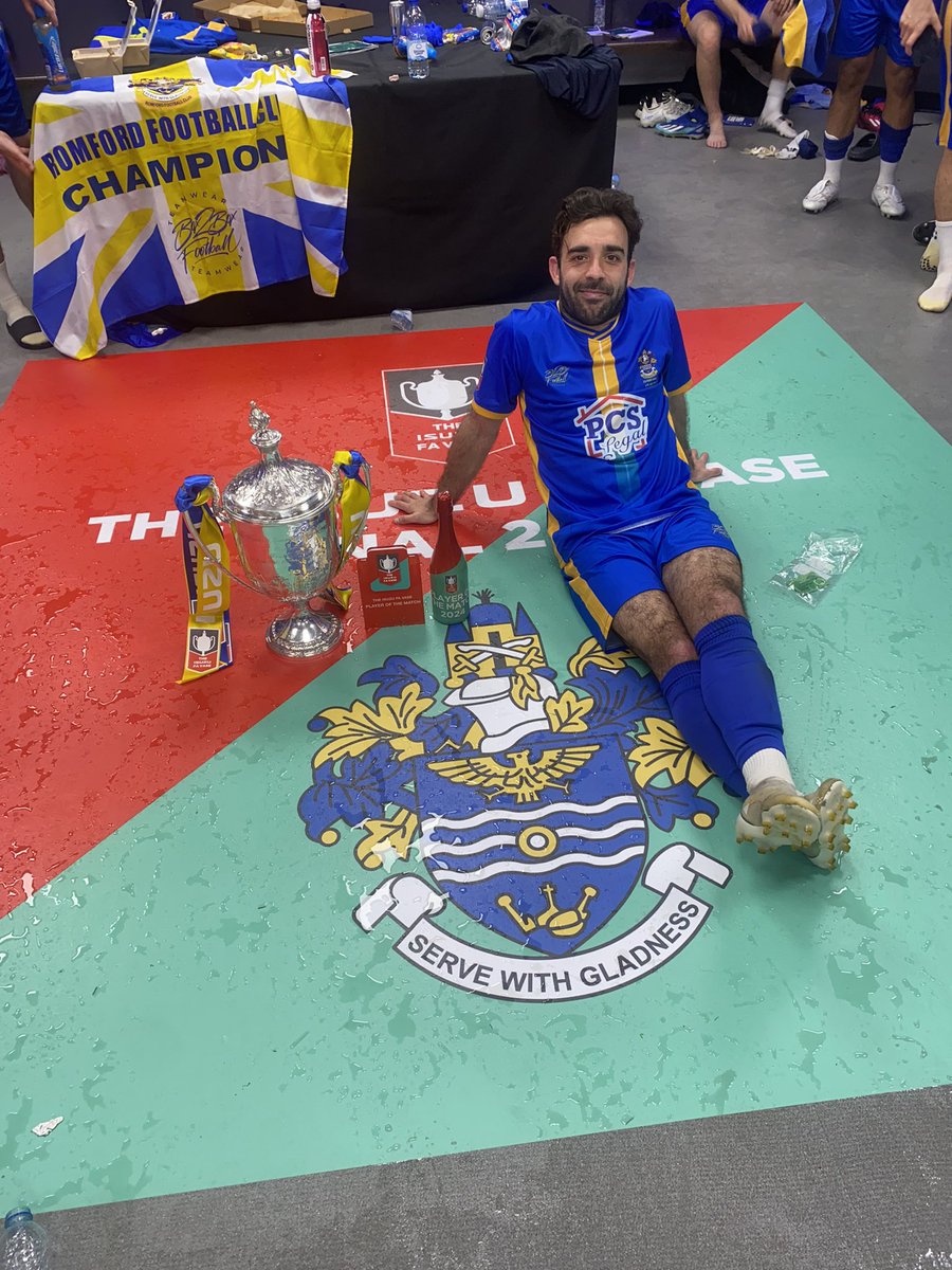 Sam Deering tweet media