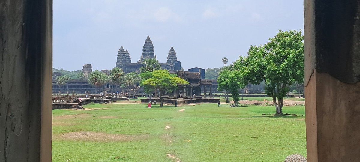Visited Angkor Wat, Cambodia today. It is a huge (largest) temple in the world.
#Cambodia #Angkorwat