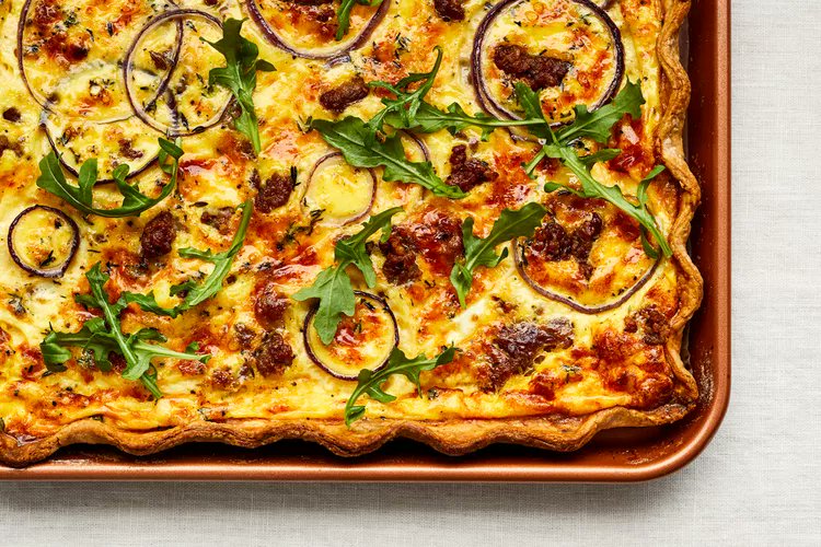 Sausage and Red Onion Sheet Pan Quiche #different_recipes #cooking #food #foodporn #foodie #instafood #foodphotography #yummy #foodstagram #foodblogger #delicious #homemade #recipe #recipes #breakfast #MothersDay #lunch #brunch