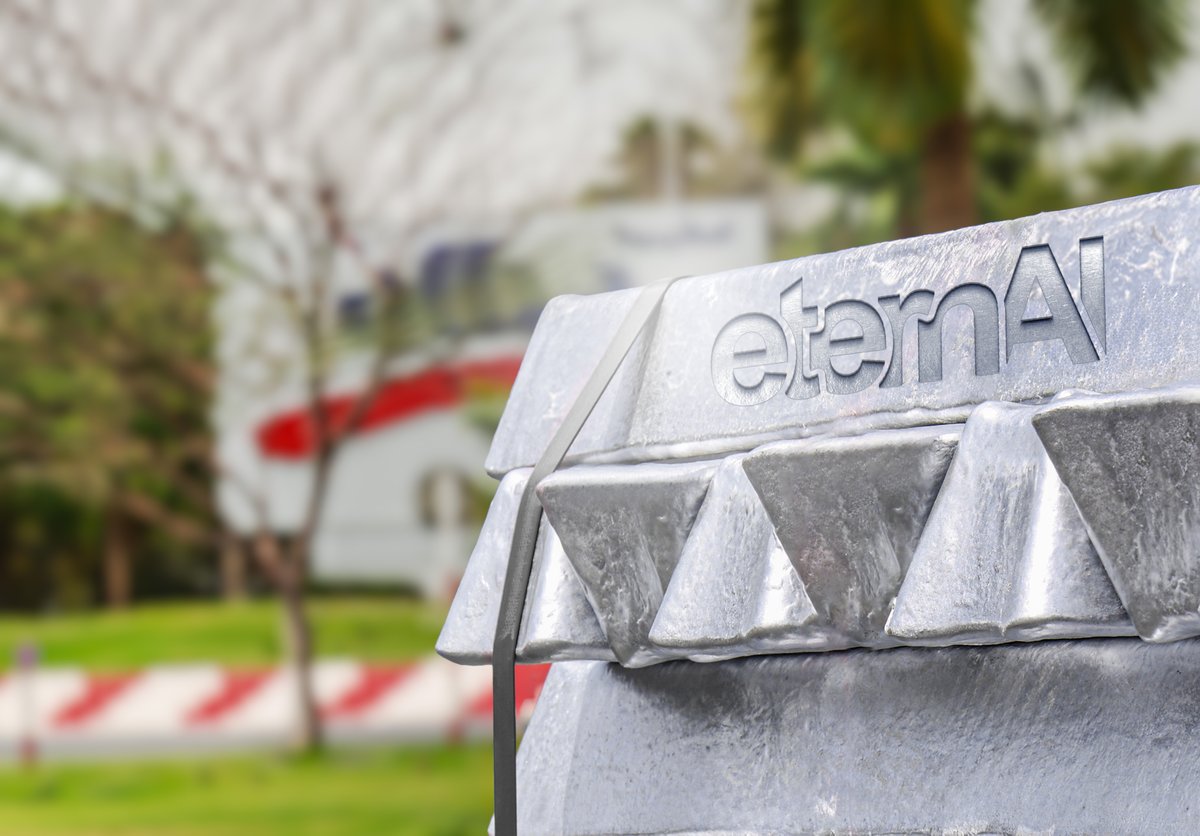Alba has taken a groundbreaking step towards a greener future with the launch of EternAl, its low carbon aluminium product line with two initial variants: EternAl-30 and EternAl-15 bit.ly/3wH7voR

#Bahrain #EternAl #ESG #LowCarbon #Aluminium #Recycled #Environment