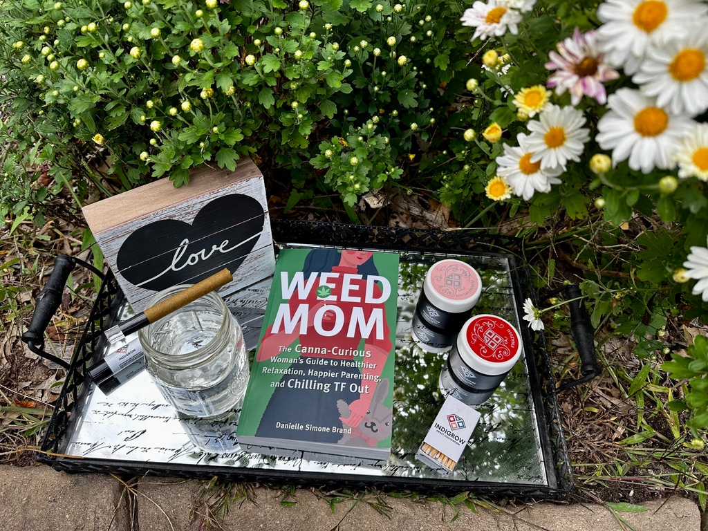 Happy Mother's Day to all the weed moms! #microdifference #craftcultivation #resistcorporateweed #onlydowntowndispo #muskegonmicro #muskegonmade #muskegonproud #ditchthedispensary #smokelocal #wecannacare #cannabistourism #thisismuskegon #visitmuskegon