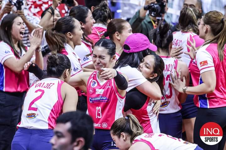 aly and den. 🤗

jia and mafe. 🫂
