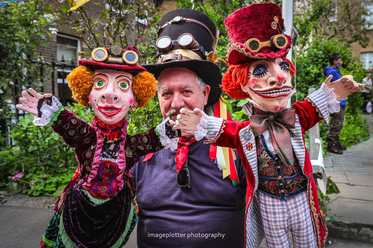 A few shots of the annual #CoventGarden #MayFayre and #puppet #festival. I'm glad they had lovely sunshine for it. Pic sets at Alamy Live News.
