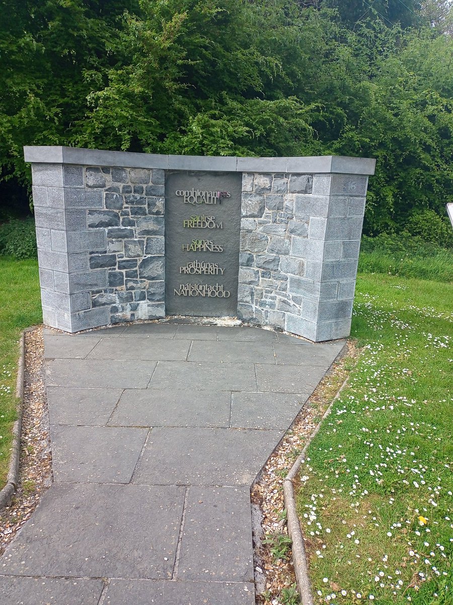 1916 Memorial. Renville Park, Co Galway. To see these fundamental principles that have been committed to stone here, vote #IrishFreedomParty
For the establishment of a true and sovereign Republic #VoteIrishFreedomParty