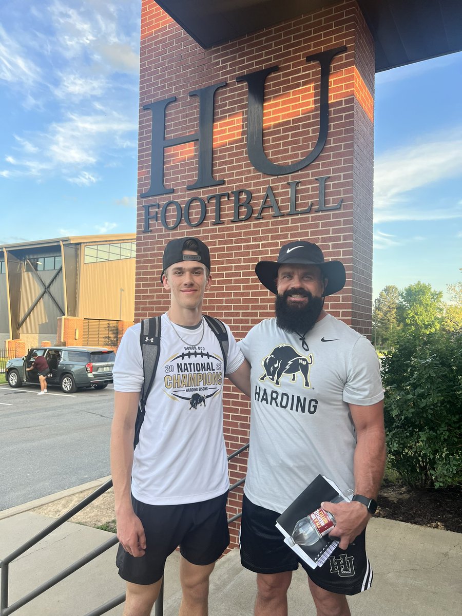 Thank you @PaulSimmonsHU @mattymidd3 @Coach_Blank for a great time at camp. I love the energy and the culture that @Harding_FB brings! Thank you for the opportunity to compete and show some skills. The atmosphere is amazing and want to be back!! @4thehill