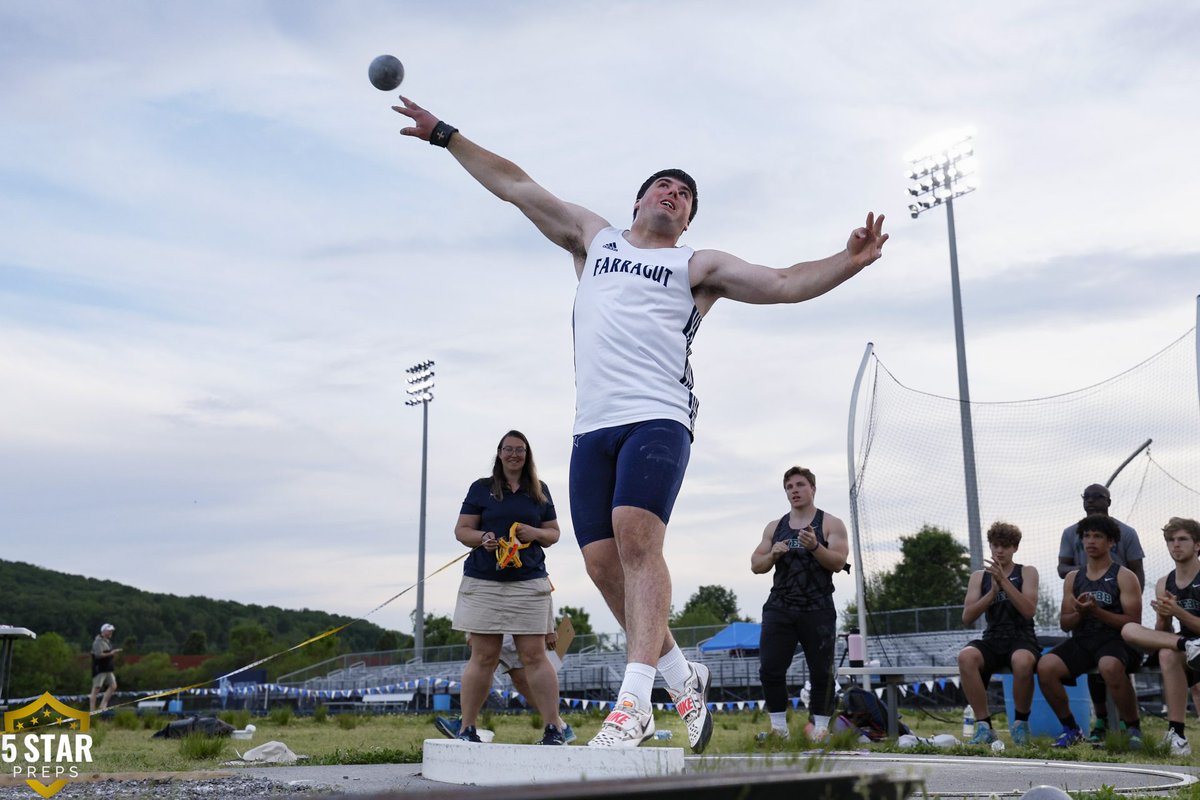 Farragut's Bryce Thompson continues to raise the bar in his specialty. His record-setting shot put mark of 65-10.5 won the Section 1-AAA event Saturday by more than 13 feet. More on him and AREA athletes qualifying for state at 1-AAA. FREE >> 5starpreps.com/articles/farra…