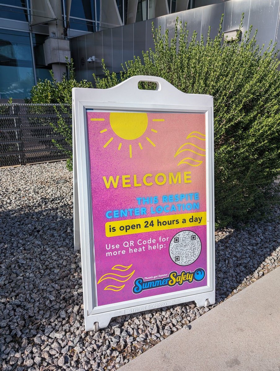 It’s hot! In Phoenix, AZ for their #HeatAwarenessWeek!  Met with @CityofPhoenixAZ @Maricopahealth and many local partners doing great work to address the health impacts of extreme heat in Arizona☀️