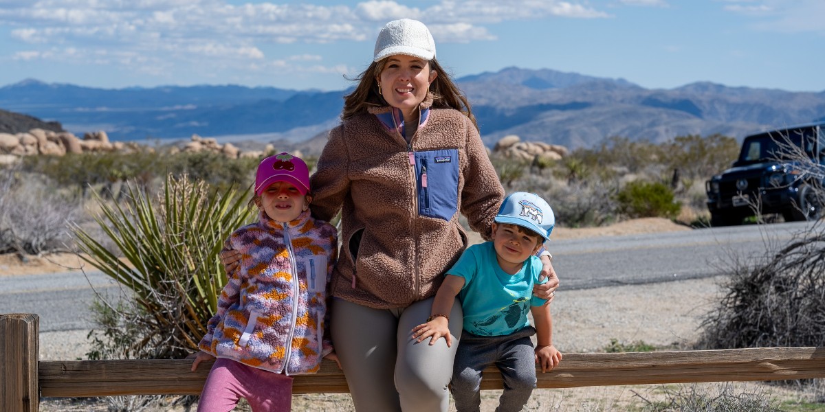 Wishing a #HappyMothersDay to all the Kellogg moms! In honor of today, we're spotlighting Lorena Arathoon '15 MBA, Co-founder and CEO of Snackerie. kell.gg/n8r4 #KelloggLeader