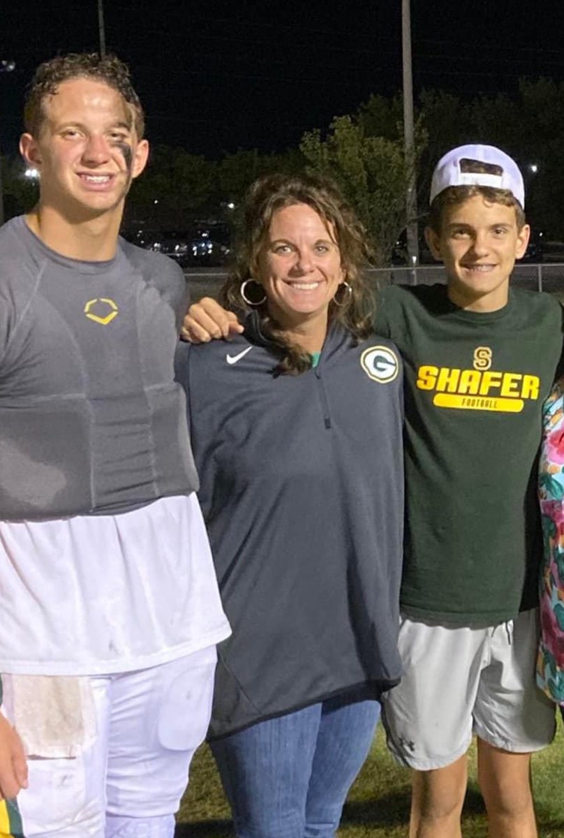 Happy Mother’s Day to @holly_stroup ! Your support, strength, and love are the playbook to your family’s success. Wishing you a day filled with appreciation for all you do, both on and off the field. Cheers to the real coach behind the scenes!