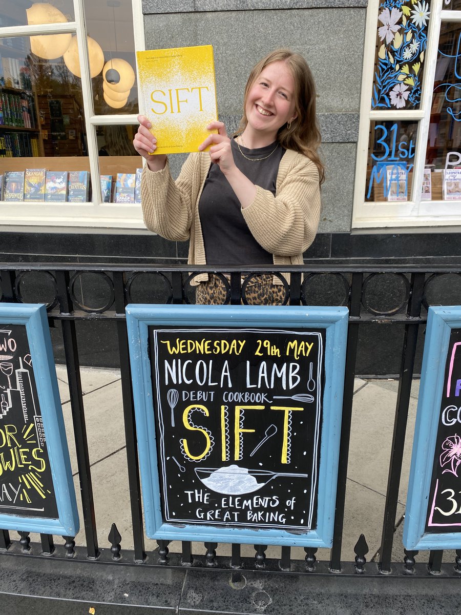 ✨Congrats to #NicolaLamb for making the SUNDAY TIMES bestseller list for her debut, 'Sift'! We are ecstatic and more excited than ever to host Nicola for an event on May 29, at a new & larger venue✨ Book a place before they sell out...again! toppingbooks.co.uk/events/edinbur…