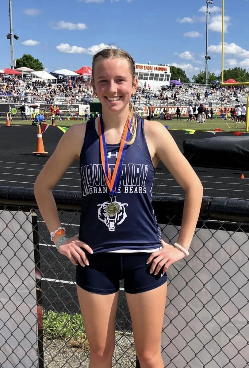 Congrats to @GraniteBears Track Brooke Haynes ‘24 @NCHSAA 1A Midwest Regional Champ 🥇 1600m run (2nd 3200🥈) GO 🐻 @MACSchools @granitesquad @MrCoryLeeSmith @MABearHistorian