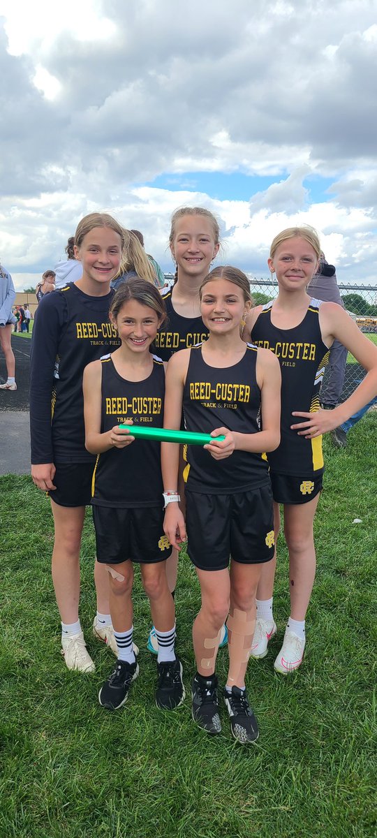 Avery Vanek 12u NP put in the work with her 4x4 relay team and they qualified for State!! #HardWorkPaysOff
