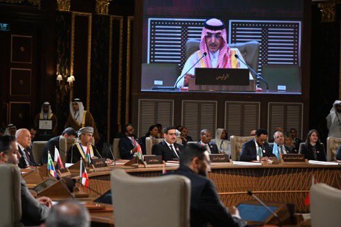 The Finance Minister @BihiEgeh participate in the @arableague_gs Social and Economic Council meeting in #Manama #Bahrain today. The meeting focused on strengthening economic cooperation and working together to promote stability and investment for growth.