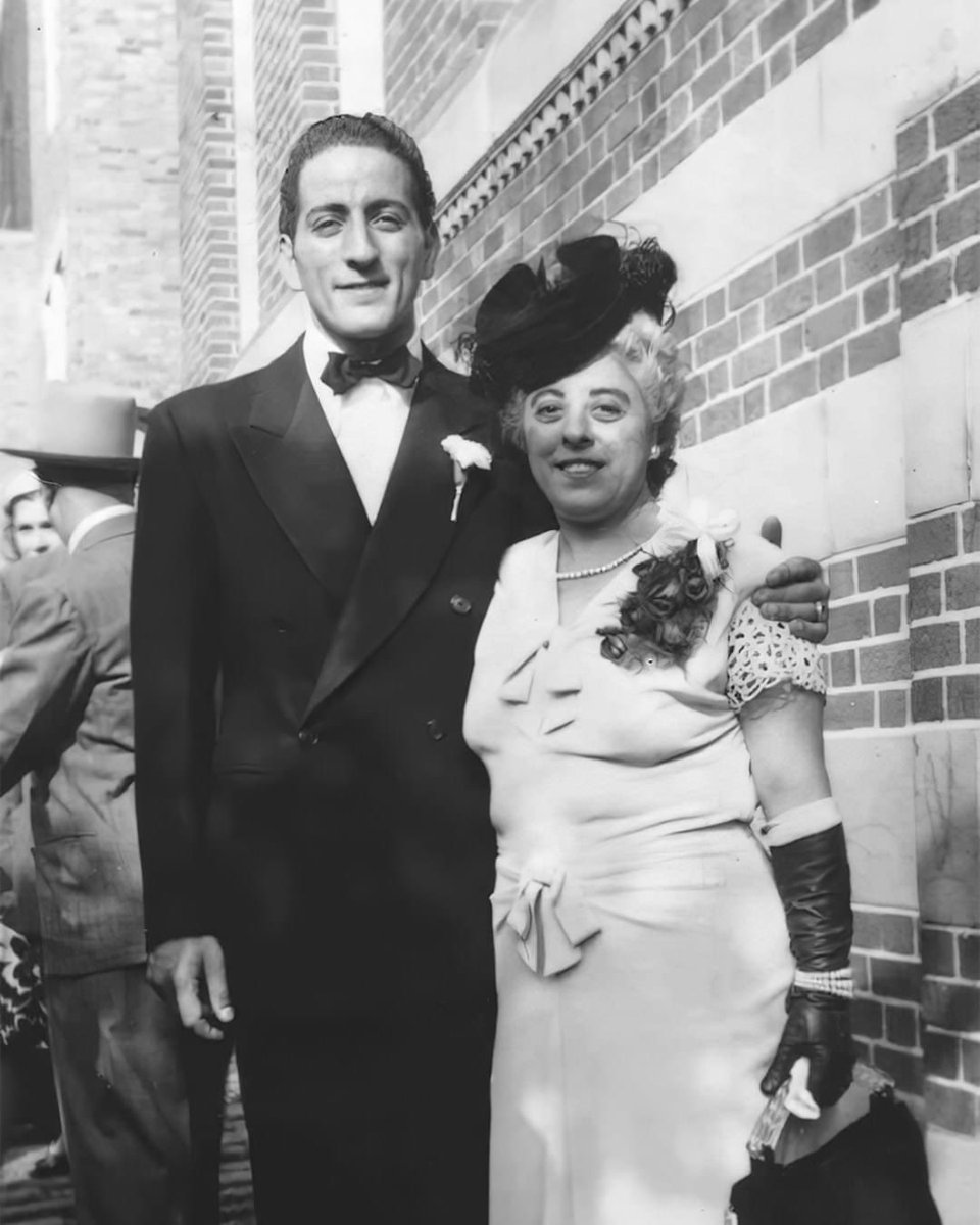 Today, we honor Anna Benedetto, whose gift to the world was none other than Tony Bennett himself. Wishing all a beautiful Mother's Day. #MothersDay