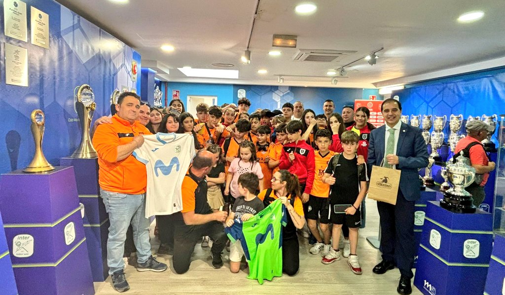 El #MuseoInterista de @InterMovistar ya es un lugar de referencia para todos los aficionados que quieren disfrutar de la historia y logros del Club Más Laureado. Ayer un total de 673 personas visitaron el Museo y disfrutaron de una experiencia única. GRACIAS por hacernos grandes.