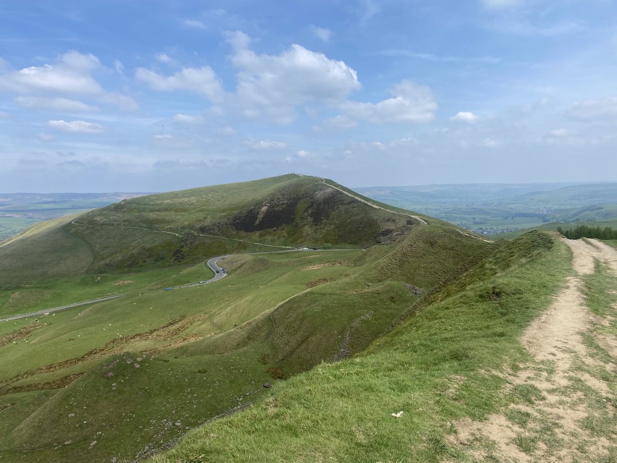 Stunning walk yesterday taking in Edale, Jacob’s Ladder and Mam Tor 
#derbyshire #edale #jacobsladder #mamtor #walkingsbrilliant
