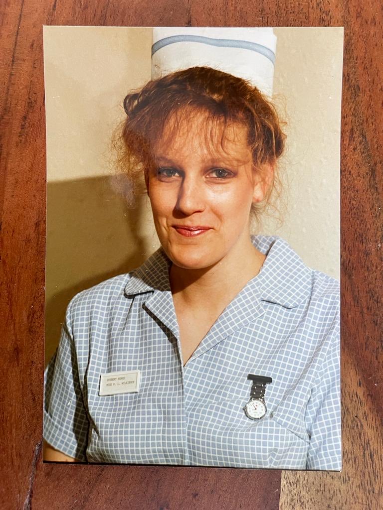 Many years have passed since this pic (35!) & thousands of my colleagues & patients in mind today as we celebrate #InternationalNursesDay. Thankyou to all nurses, across the globe who are part of this incredible community & who continue to give of themselves giving beautiful care